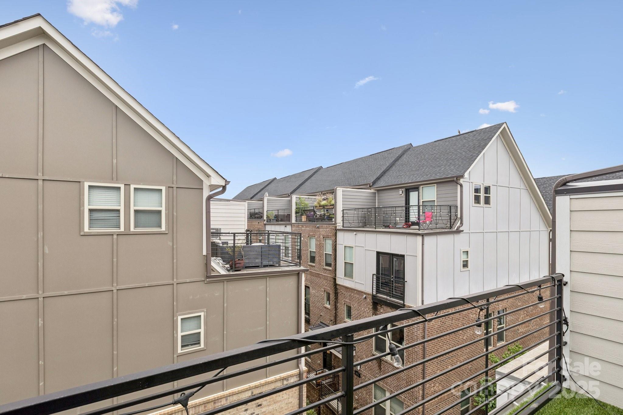 12106 Brooklyn Avenue Property Photo 32