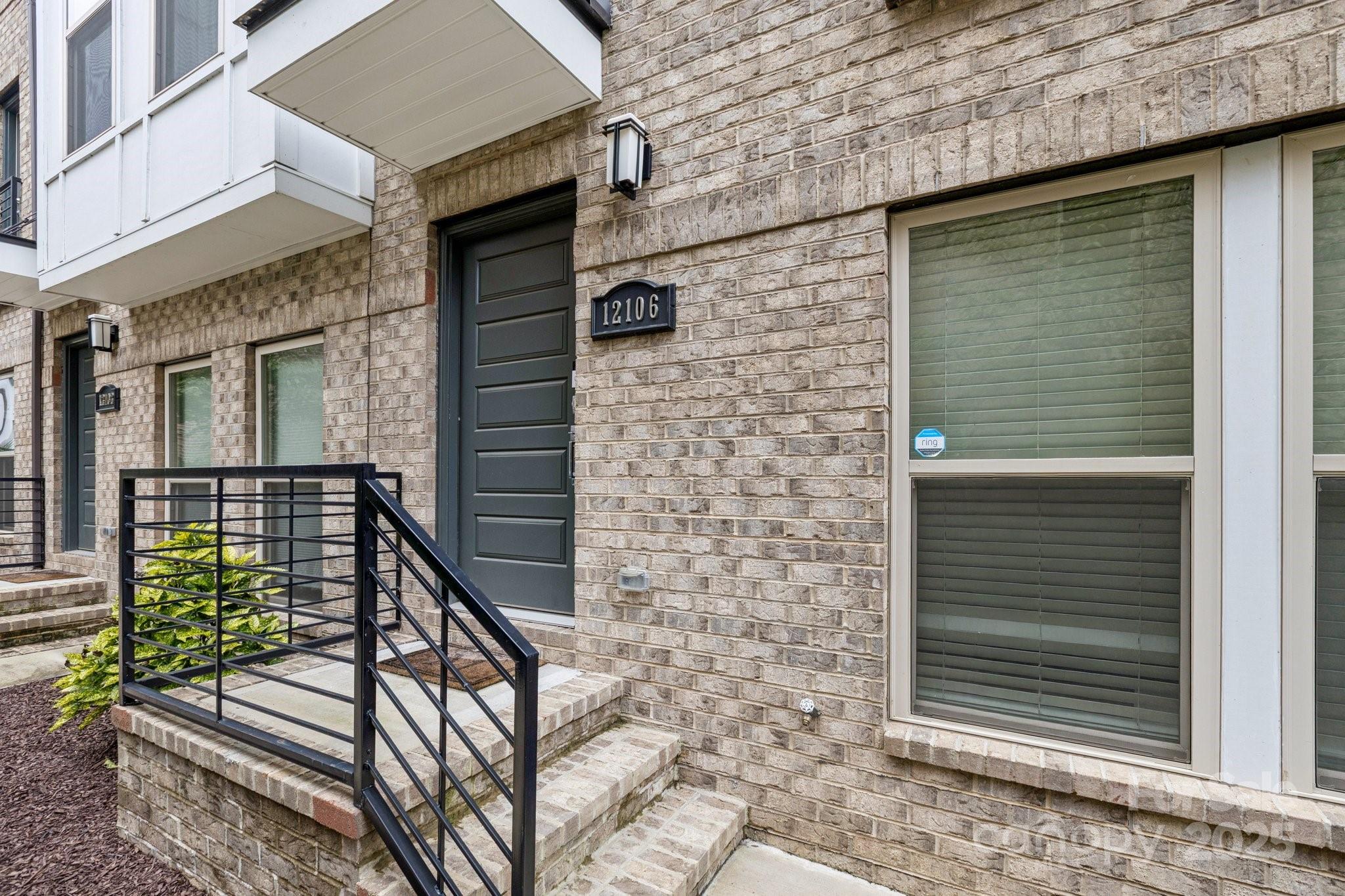 12106 Brooklyn Avenue Property Photo 40