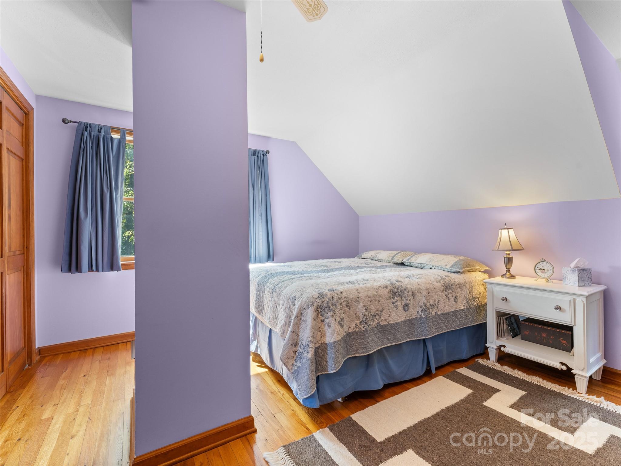 560 Esseola Street Property Photo 27