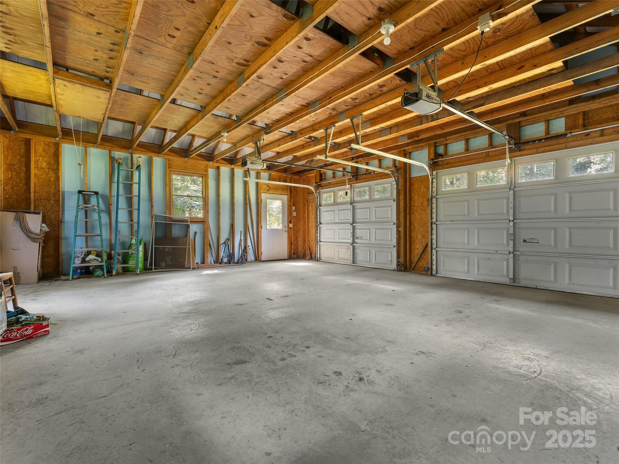 560 Esseola Street Property Photo 40