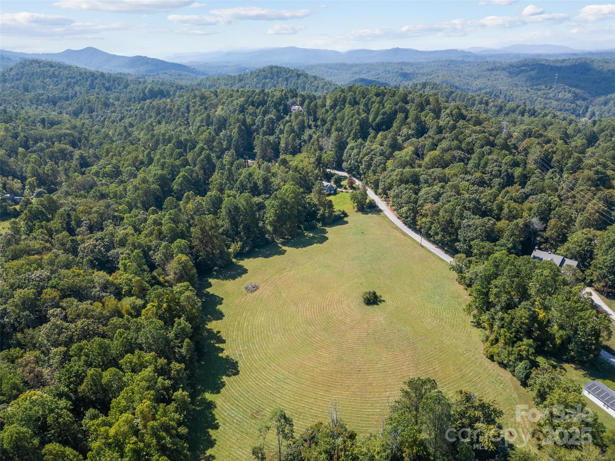 560 Esseola Street Property Photo 43