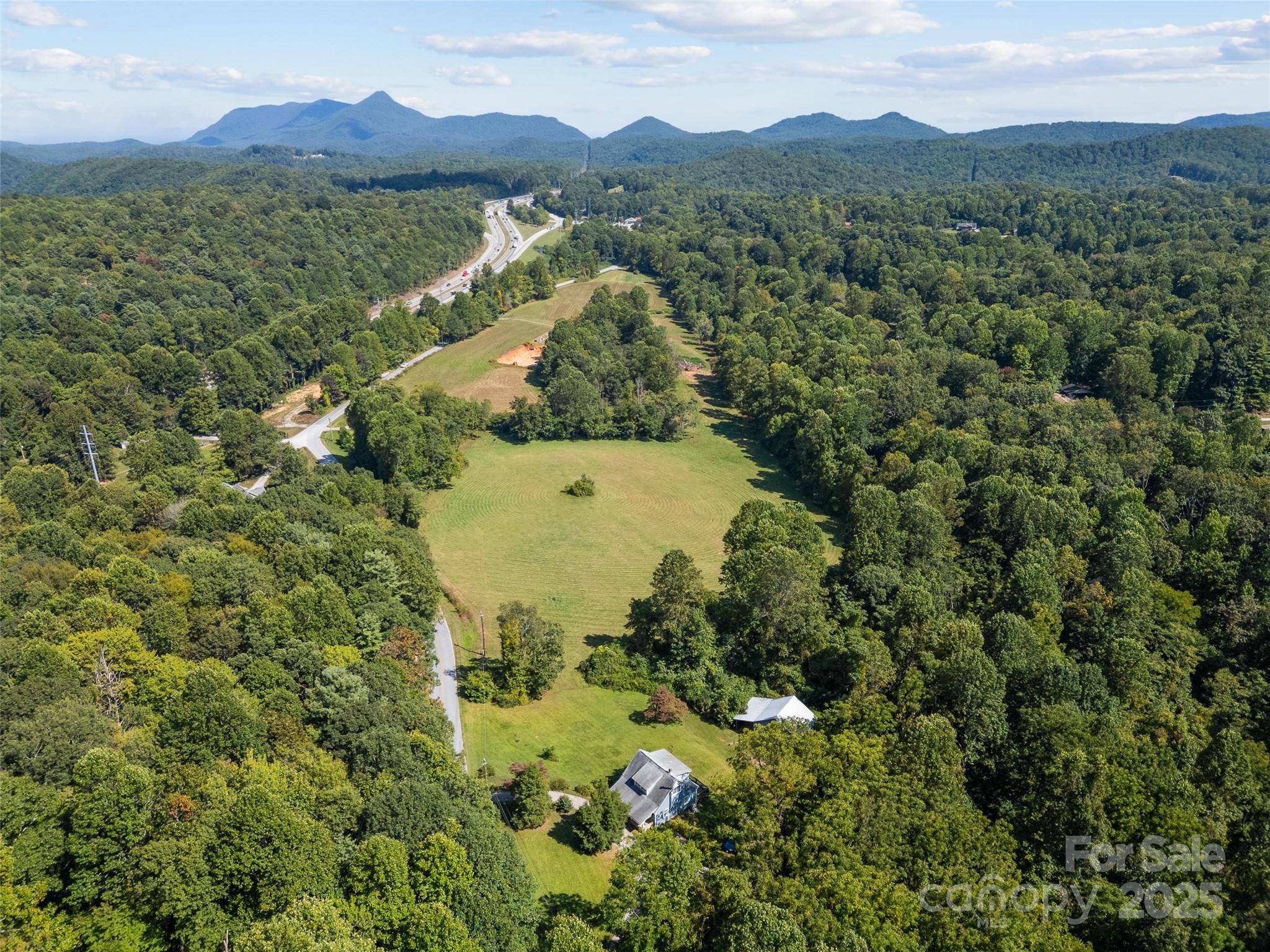 560 Esseola Street Property Photo 44