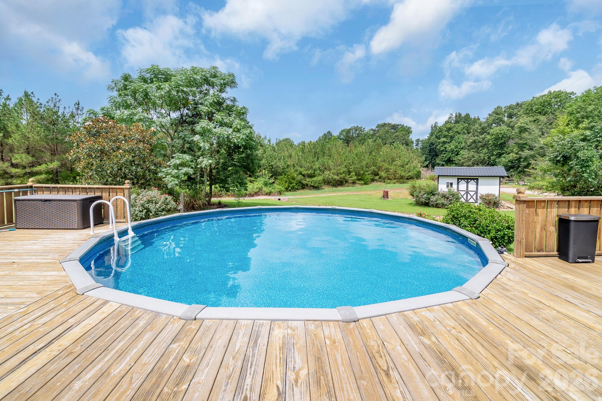 176 Griffin Road Property Photo 10