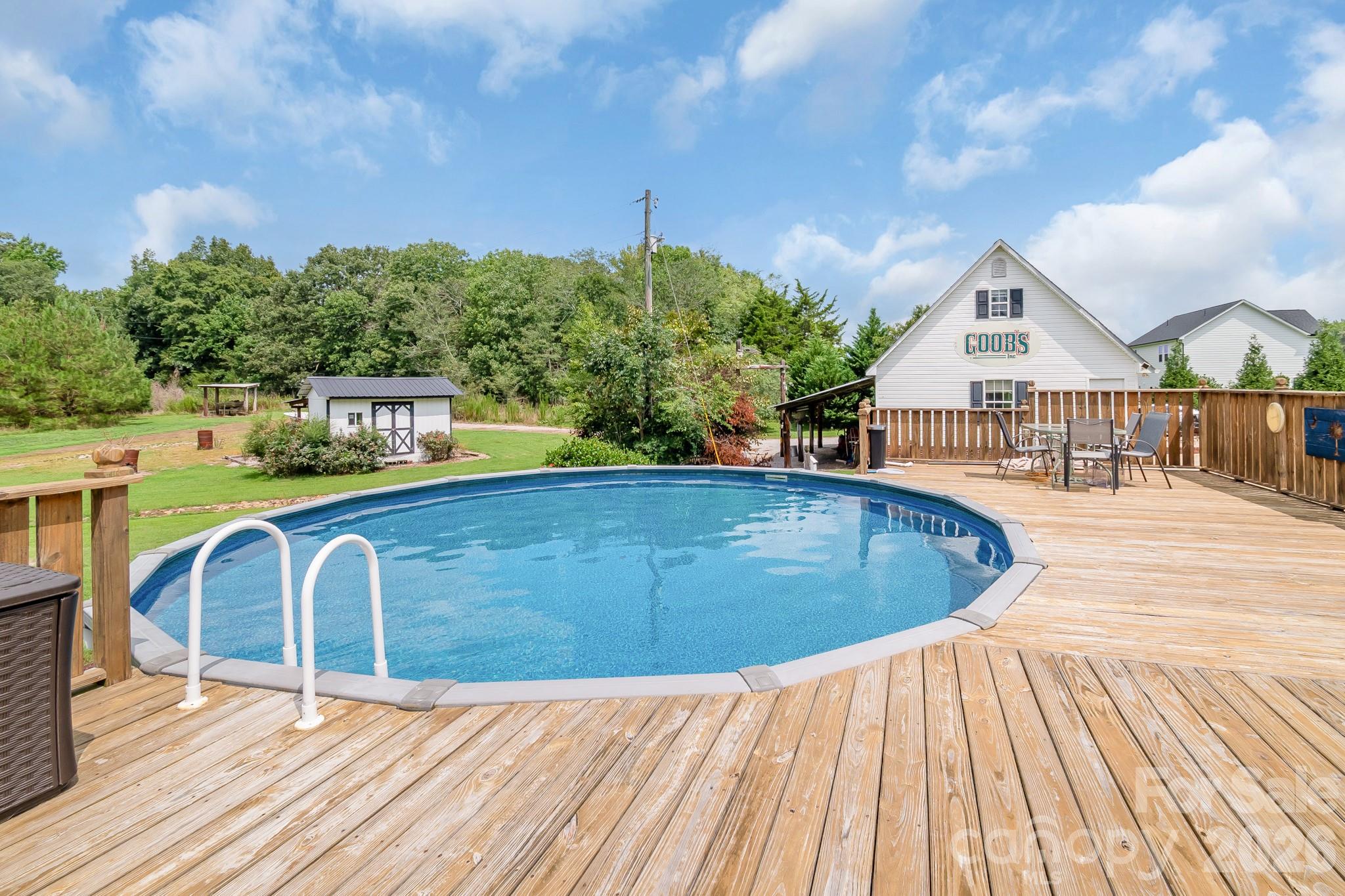 176 Griffin Road Property Photo 12