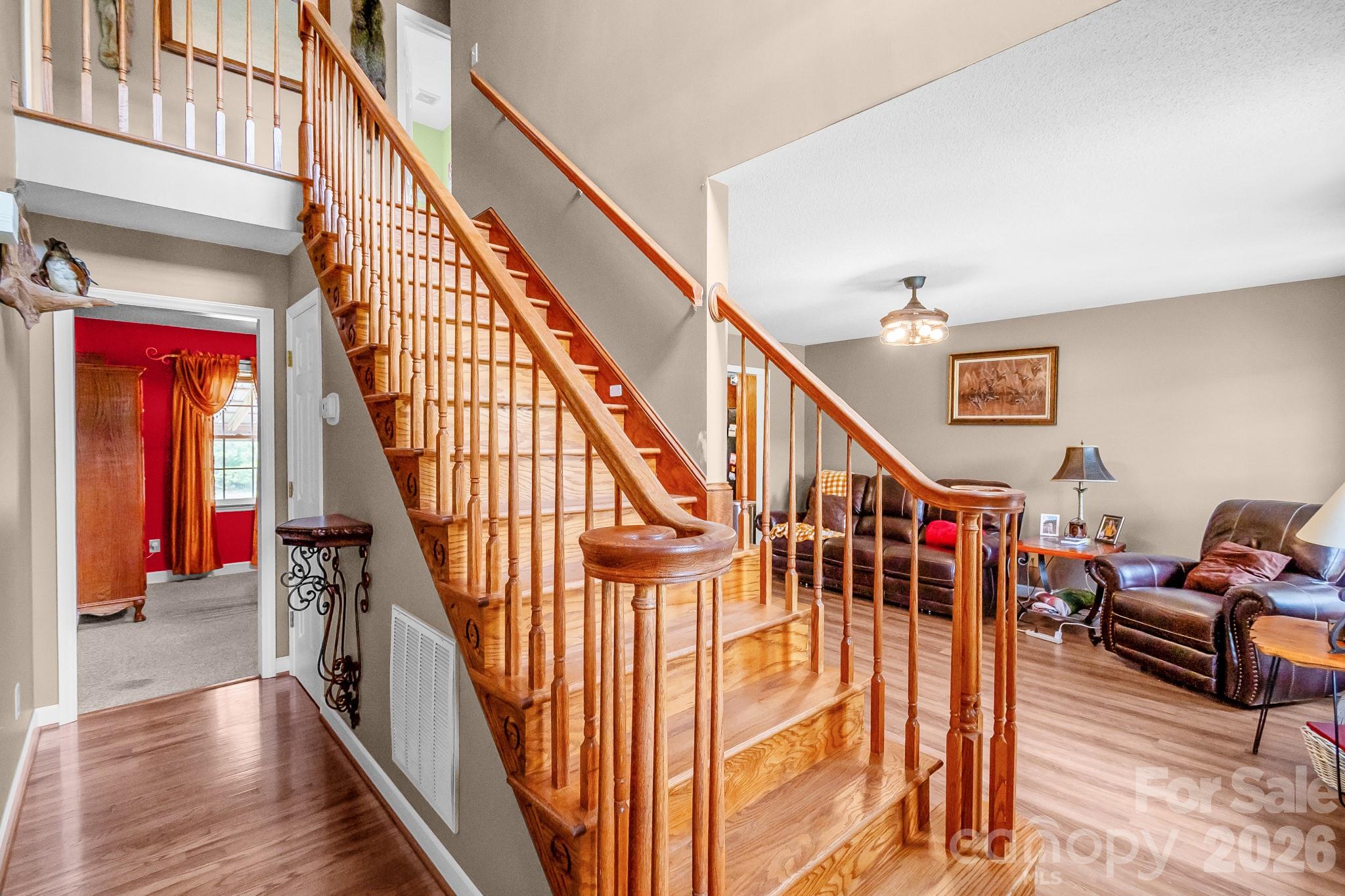 176 Griffin Road Property Photo 24