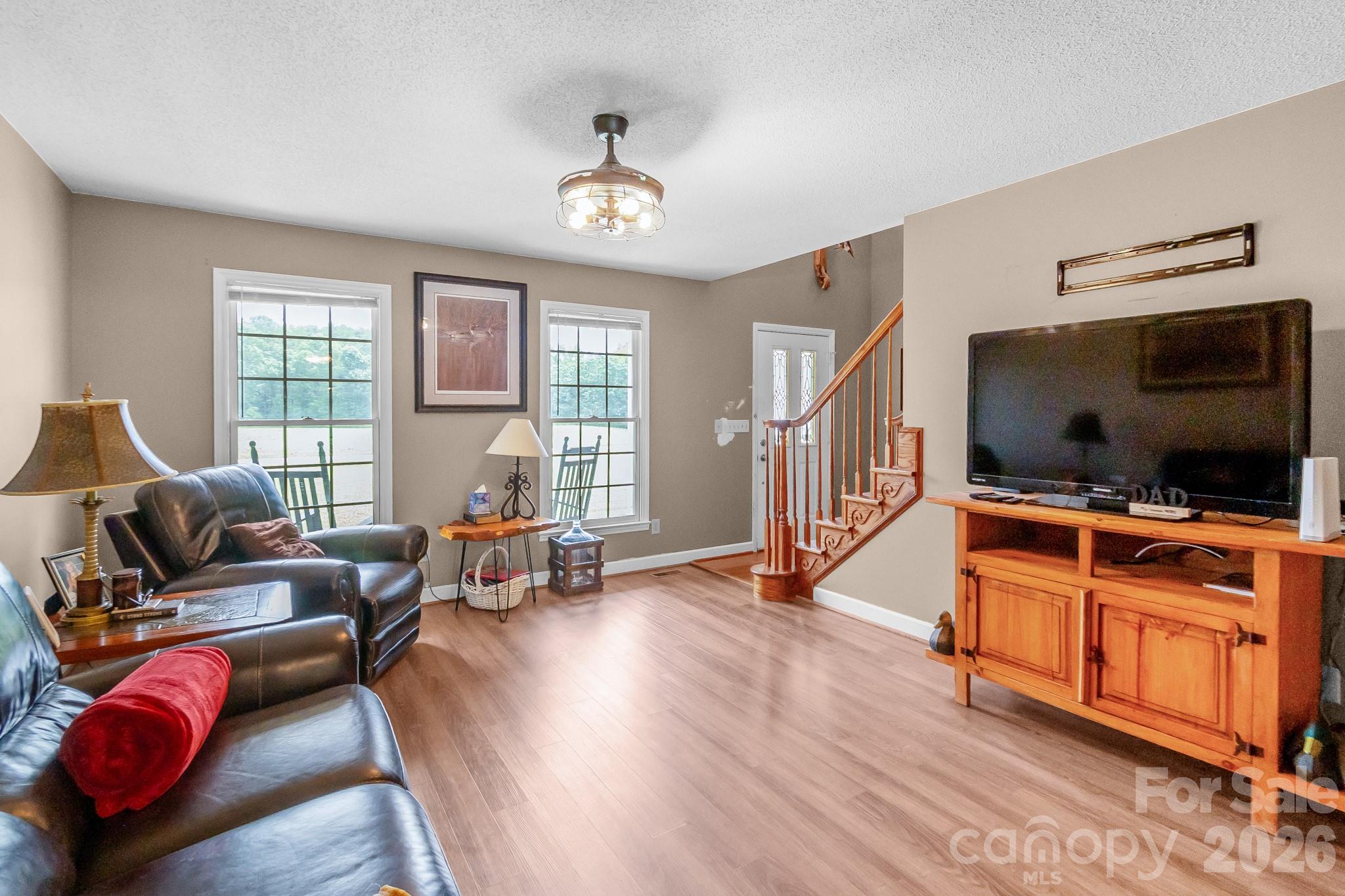 176 Griffin Road Property Photo 30