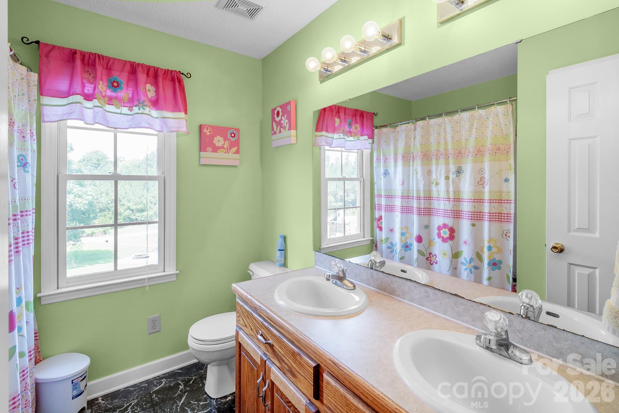 176 Griffin Road Property Photo 37