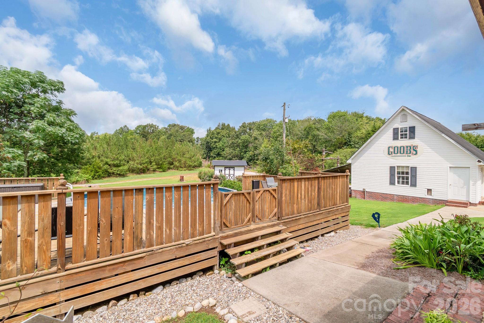 176 Griffin Road Property Photo 44