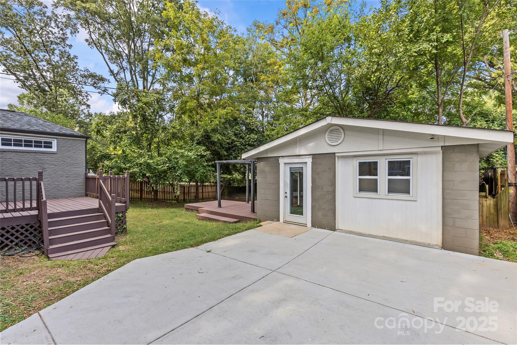 815 Drummond Avenue Property Photo 34