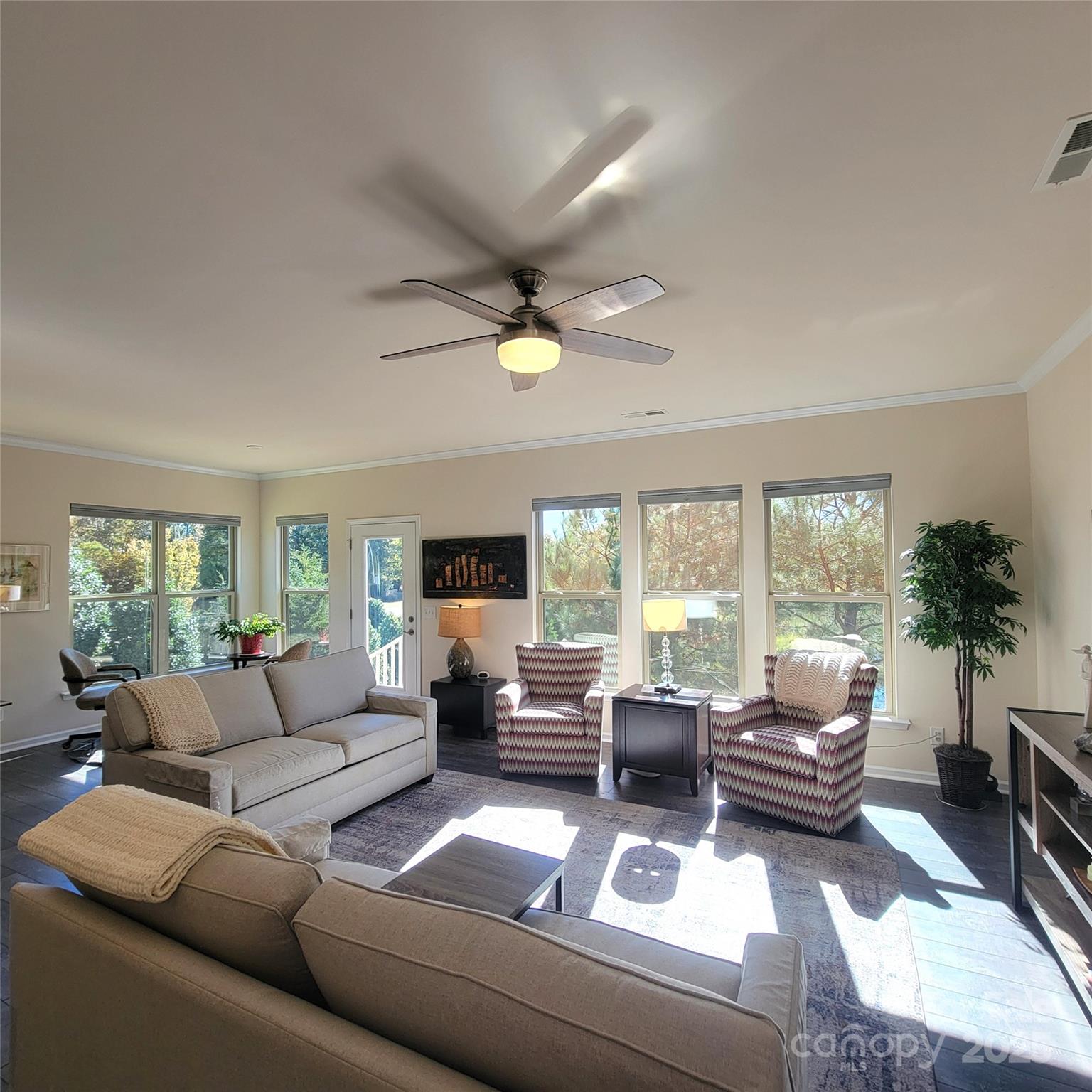 758 Peach Valley Lane 383 Property Photo 15