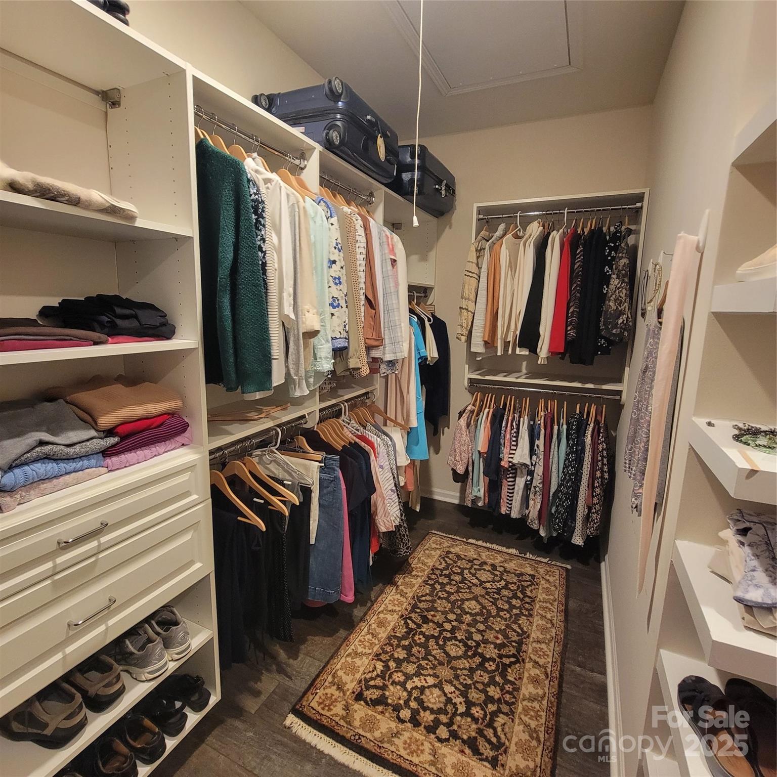 758 Peach Valley Lane 383 Property Photo 25