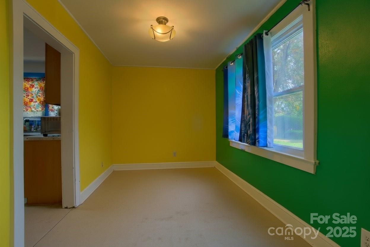 365 Old Haw Creek Road Property Photo 13
