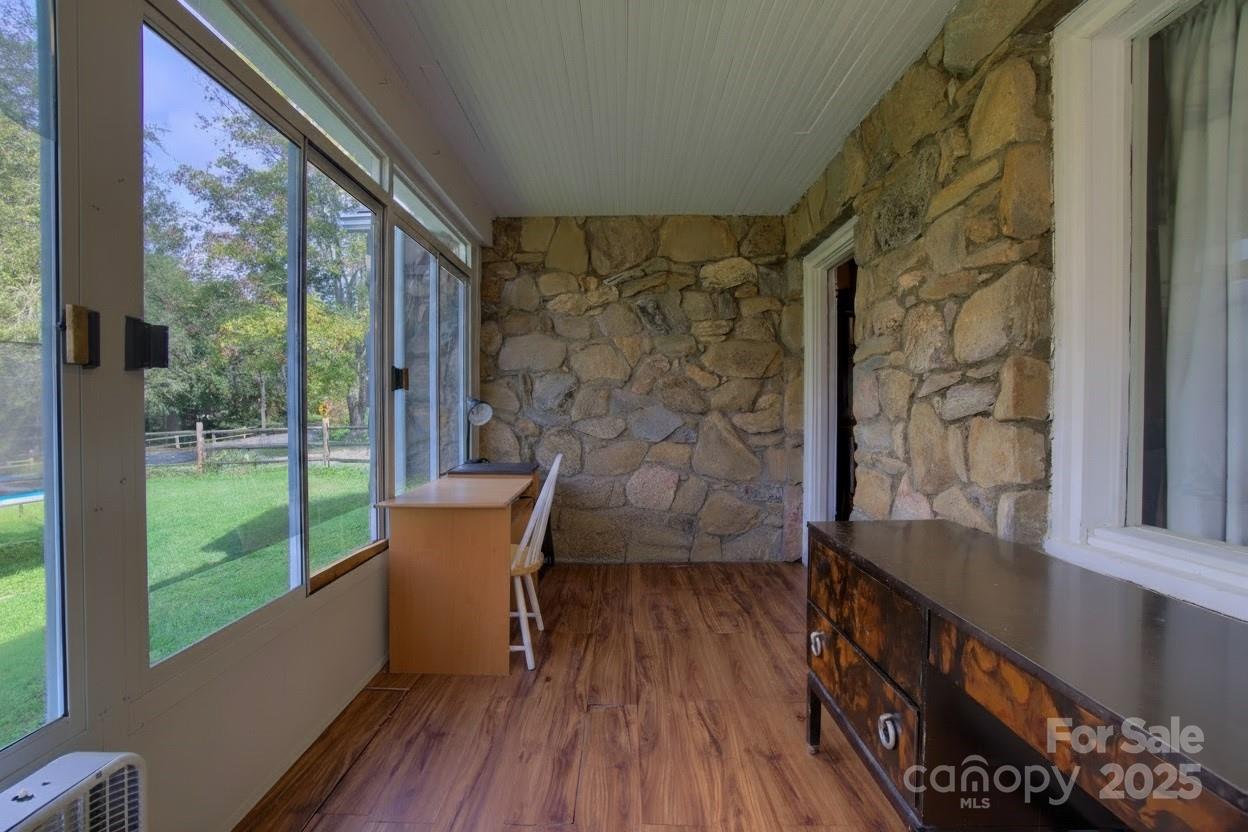 365 Old Haw Creek Road Property Photo 18