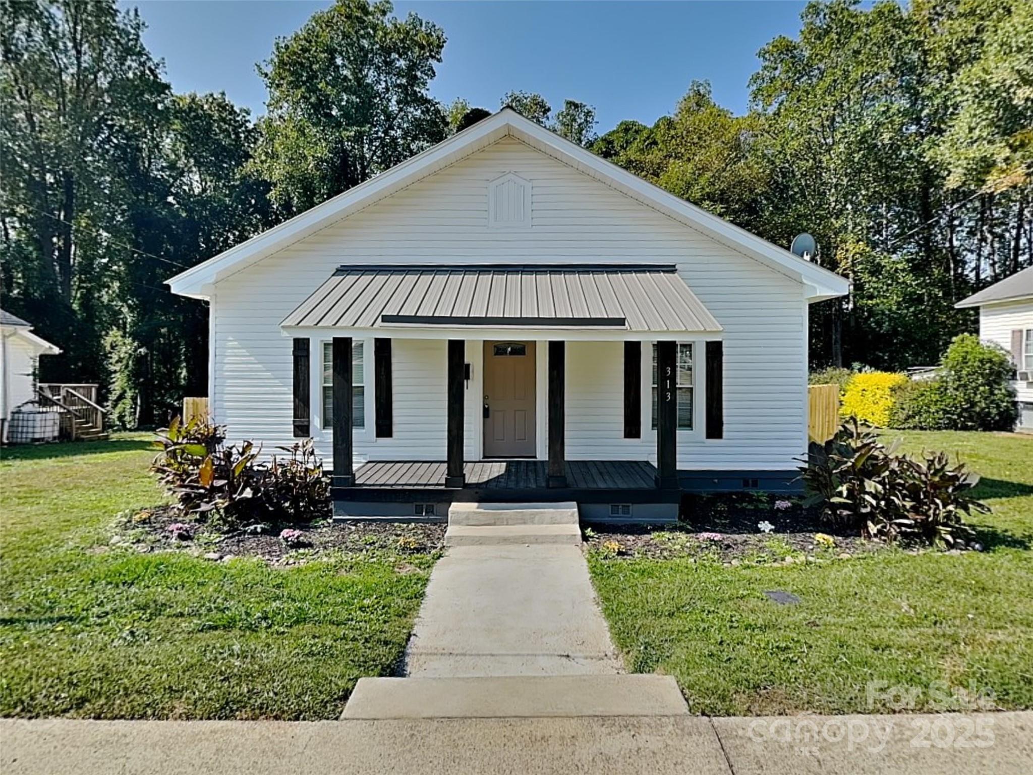 313 Bruce Avenue