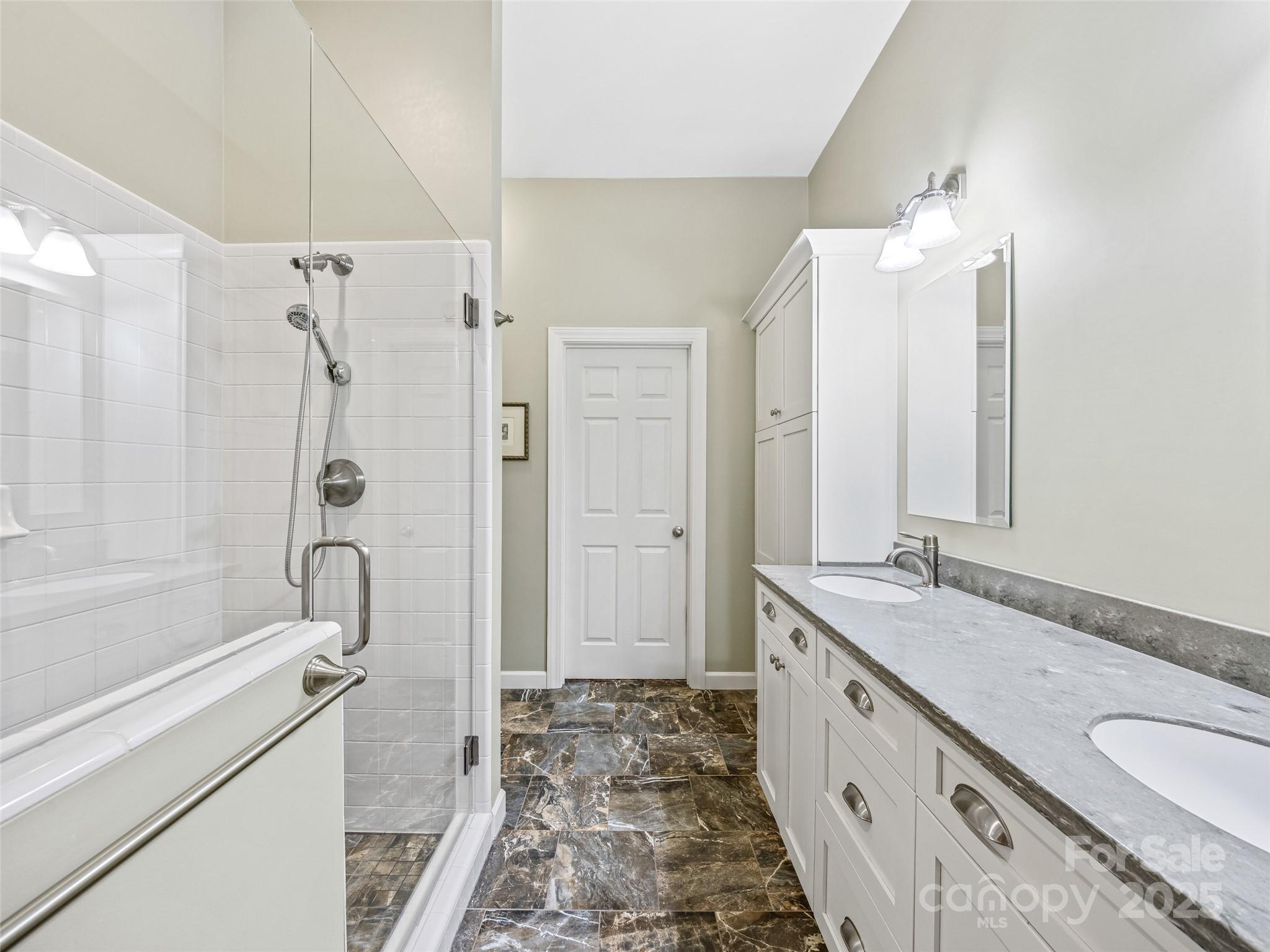 73 Ridgetop Circle 303 Property Photo 24