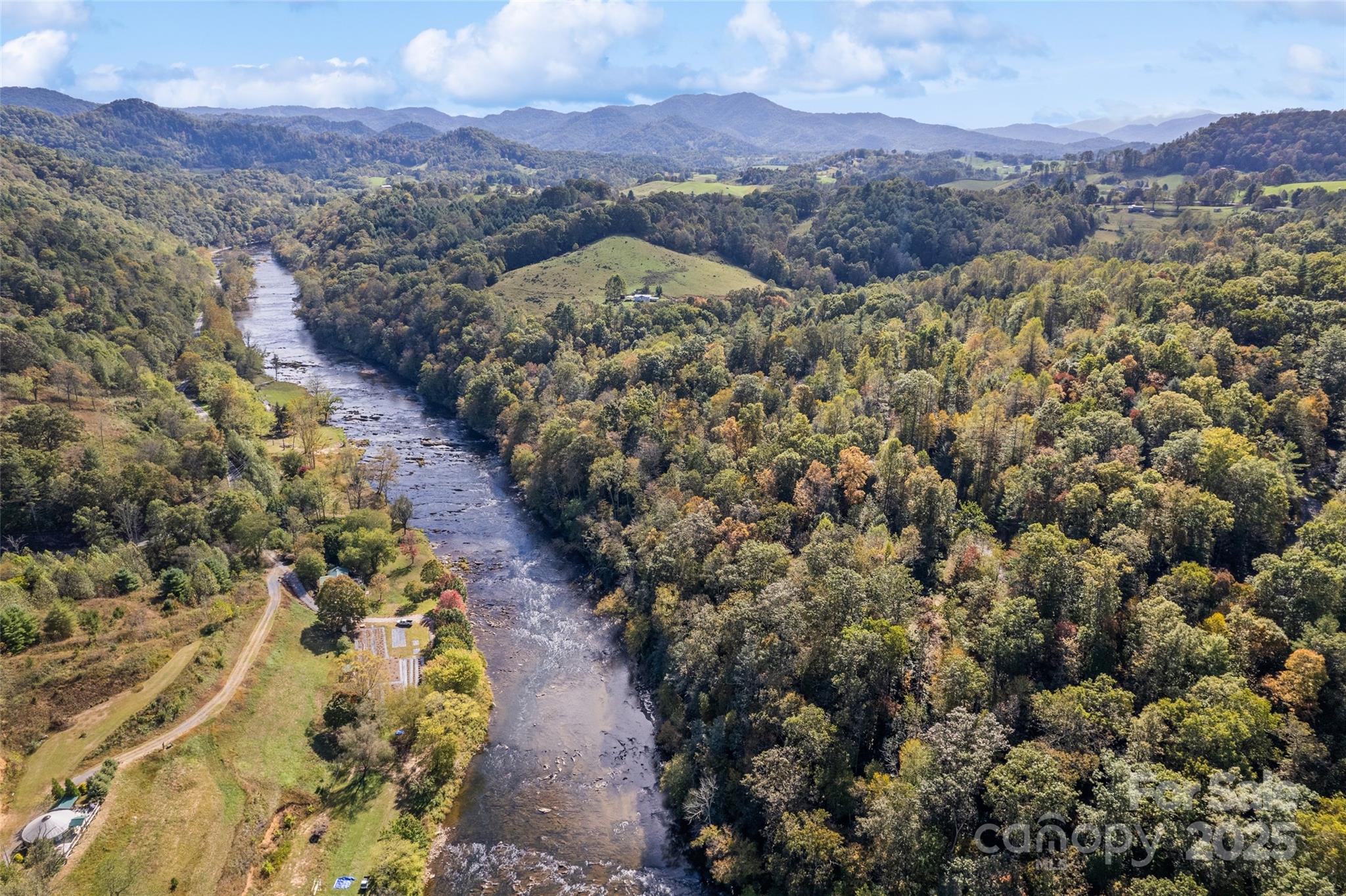 16 Harleys Cove 16 Property Photo 5