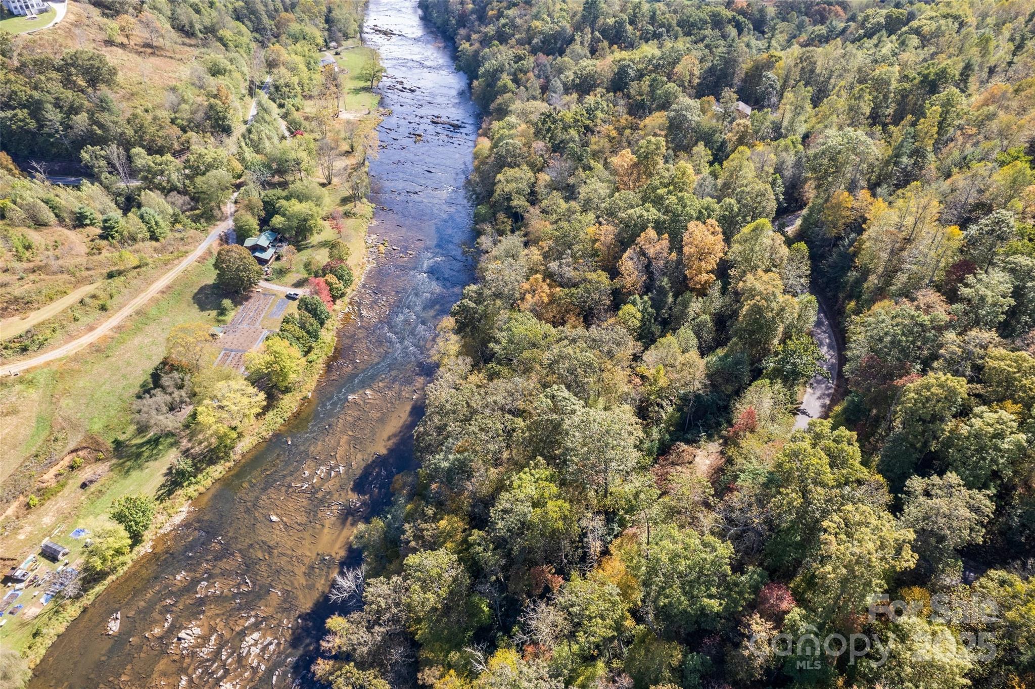 16 Harleys Cove 16 Property Photo 6