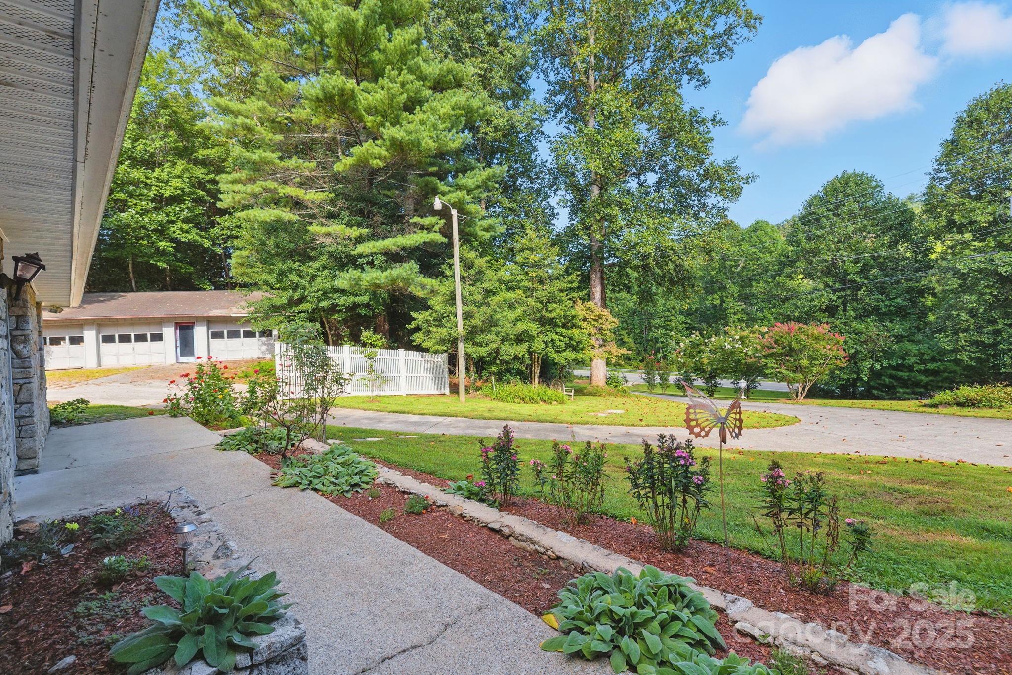 7741 Brevard Road Property Photo 8