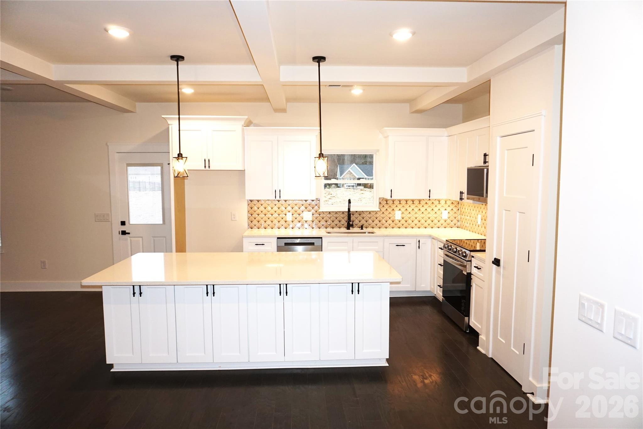 1115 Stonegate Drive Property Photo 11
