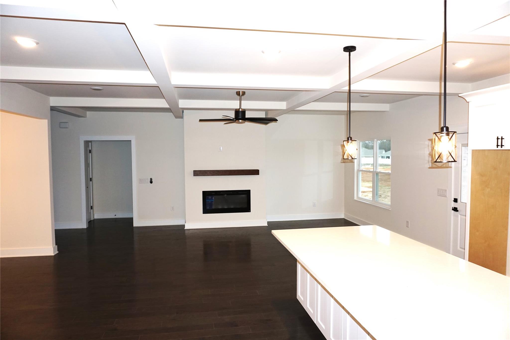 1115 Stonegate Drive Property Photo 12