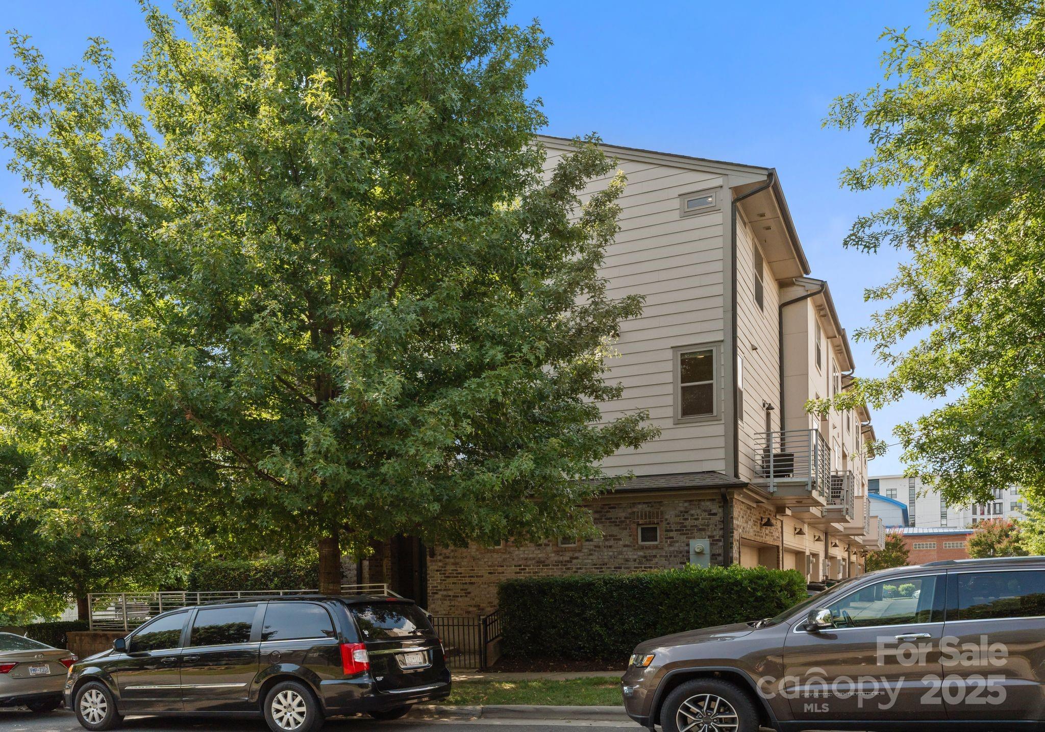 329 Ideal Way Property Photo 28