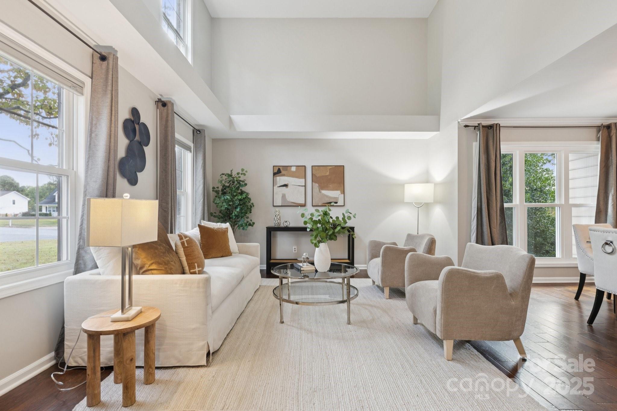 15217 Buckhaven Court Property Photo 2