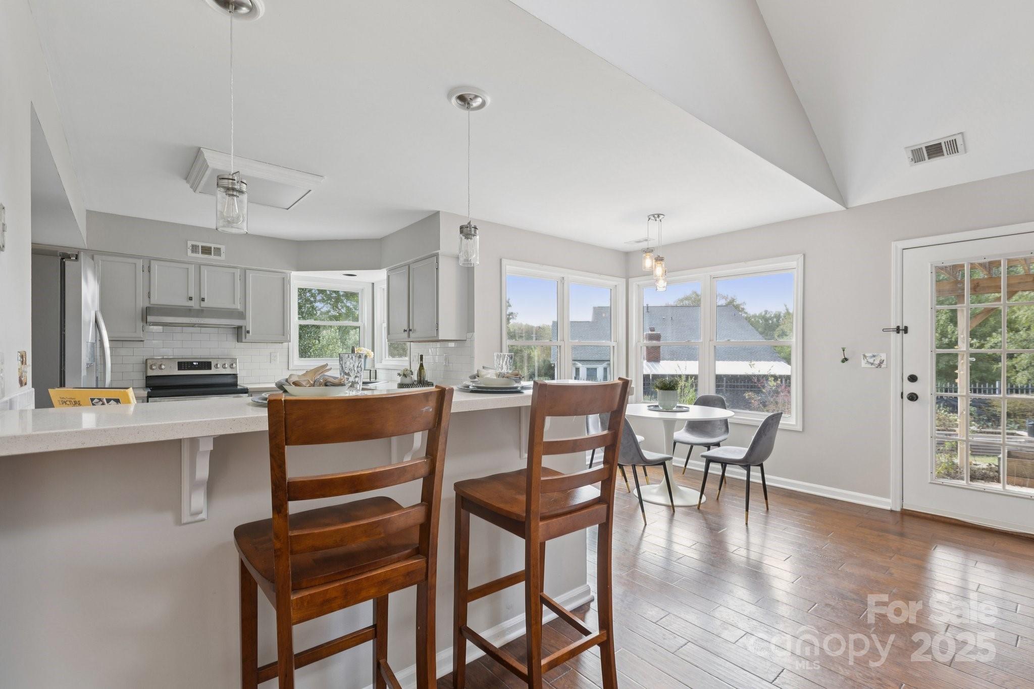 15217 Buckhaven Court Property Photo 8