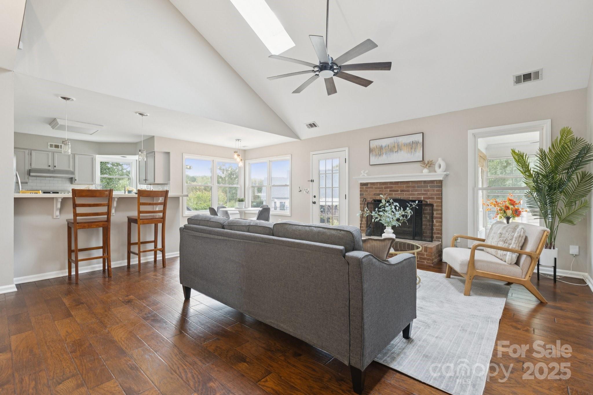 15217 Buckhaven Court Property Photo 17