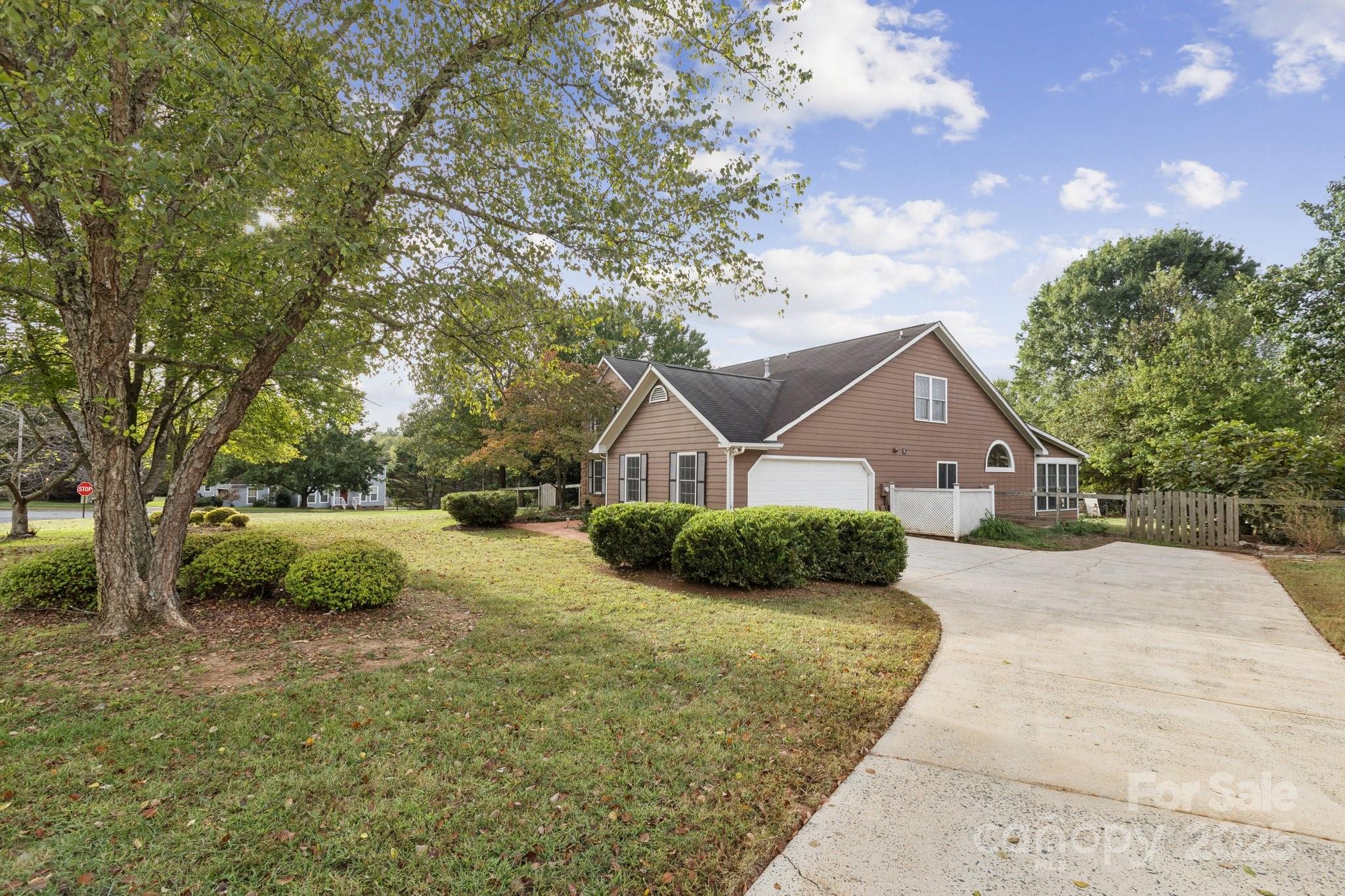 15217 Buckhaven Court Property Photo 36