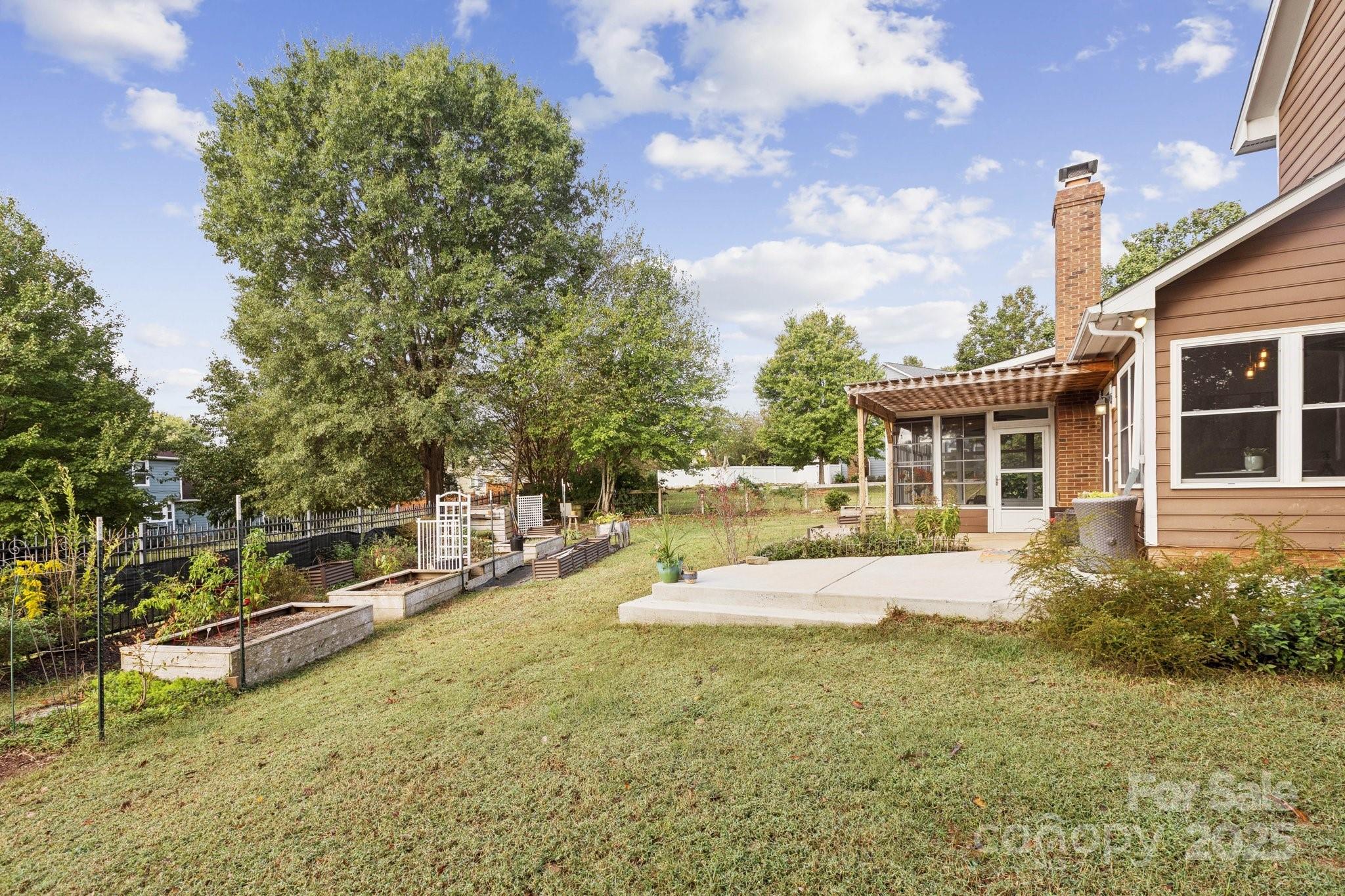 15217 Buckhaven Court Property Photo 38