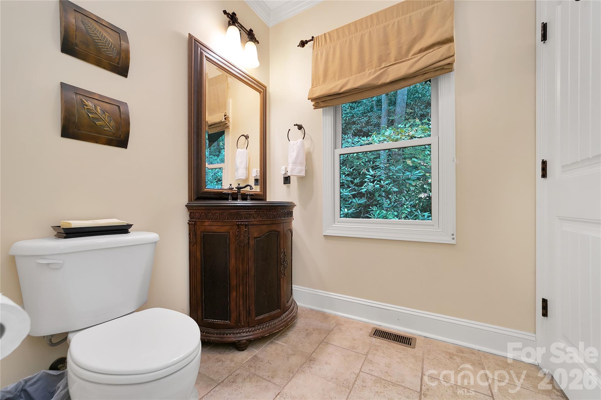 923 Ugugu Drive Property Photo 32