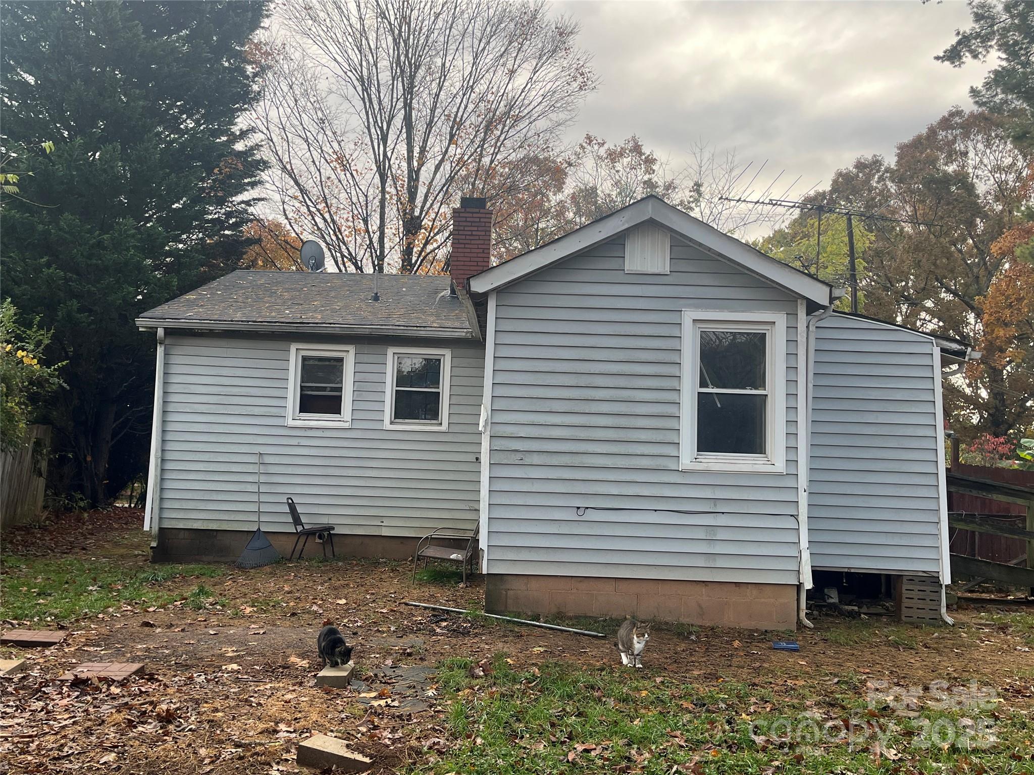 4 La Rue Street Property Photo 4