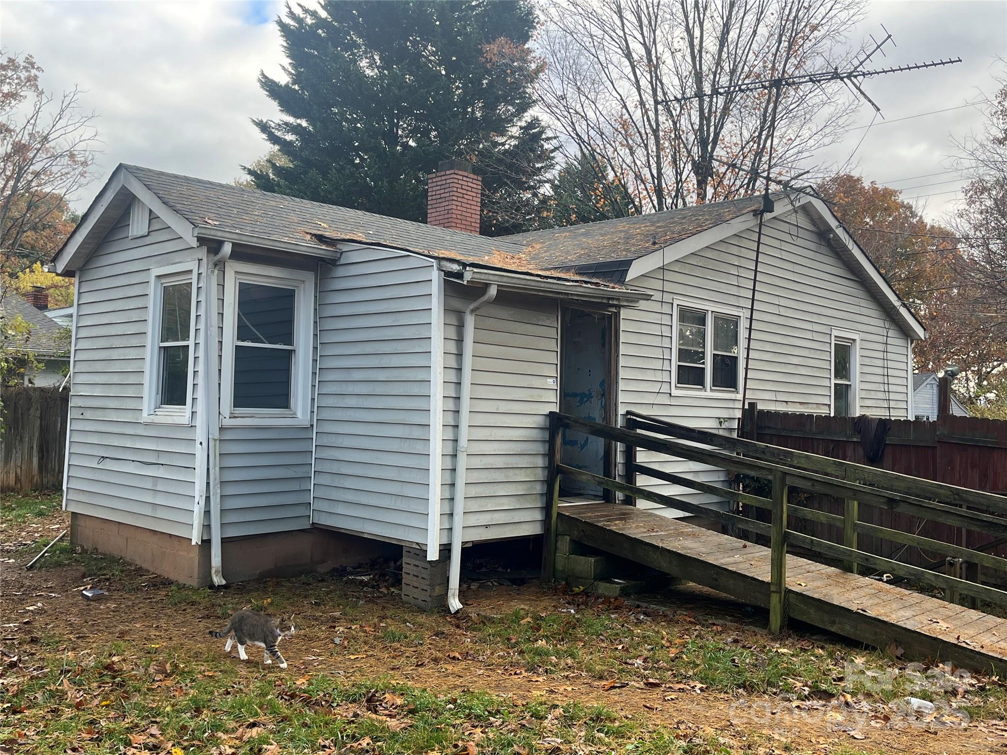 4 La Rue Street Property Photo 5