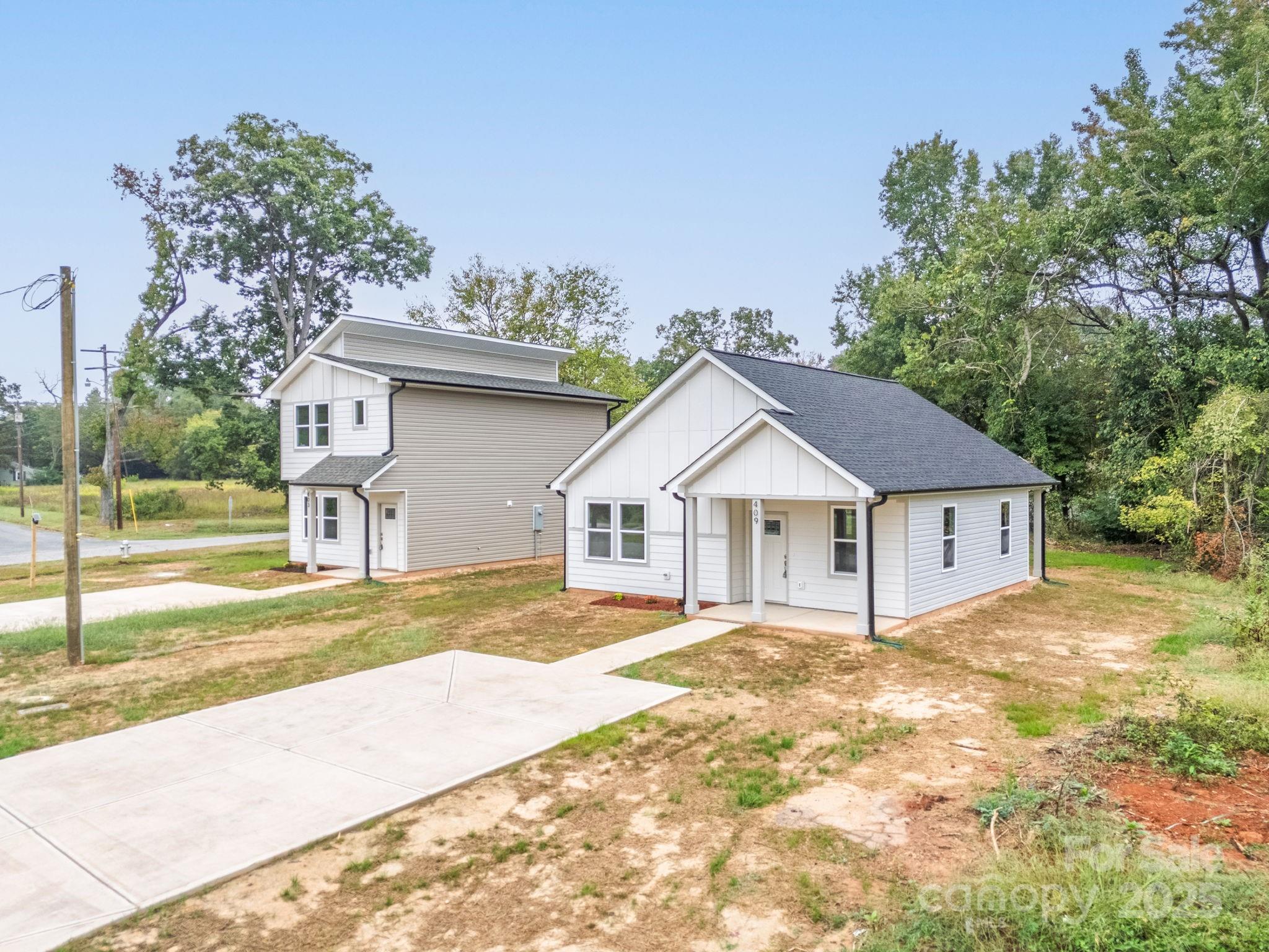 409 E Henderson Street Property Photo 36