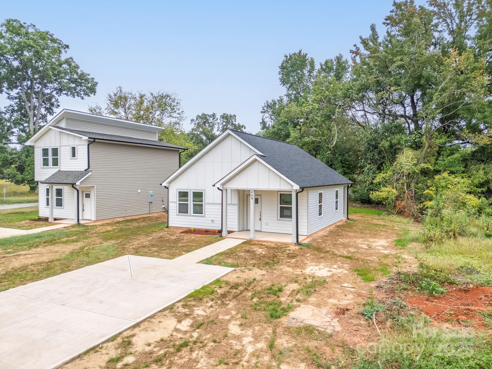 409 E Henderson Street Property Photo 38