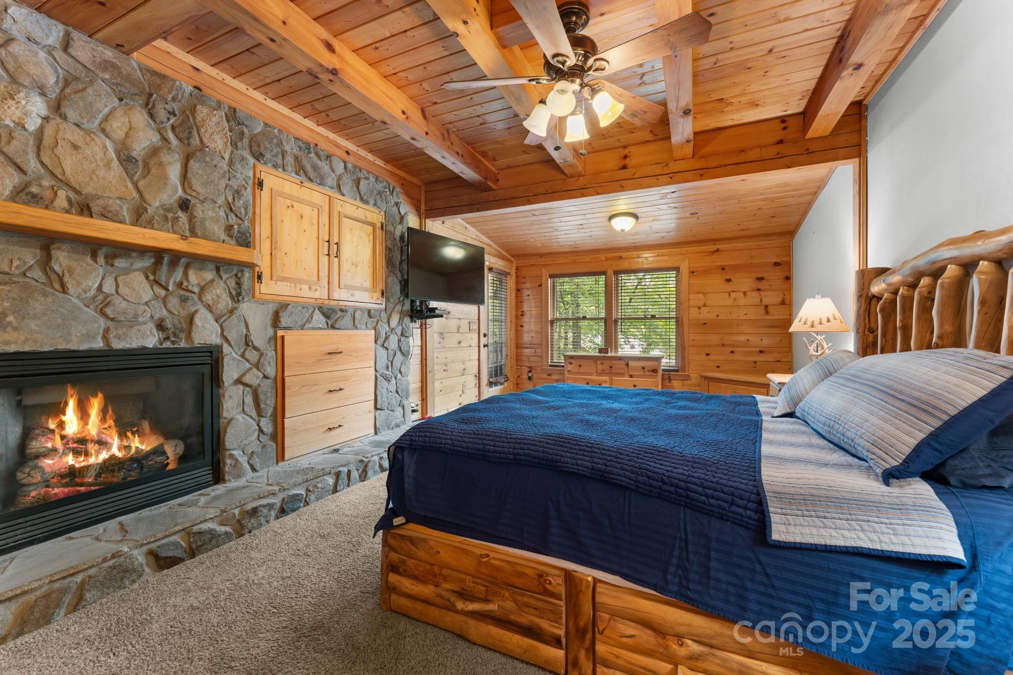 80 Slow Lane Property Photo 19