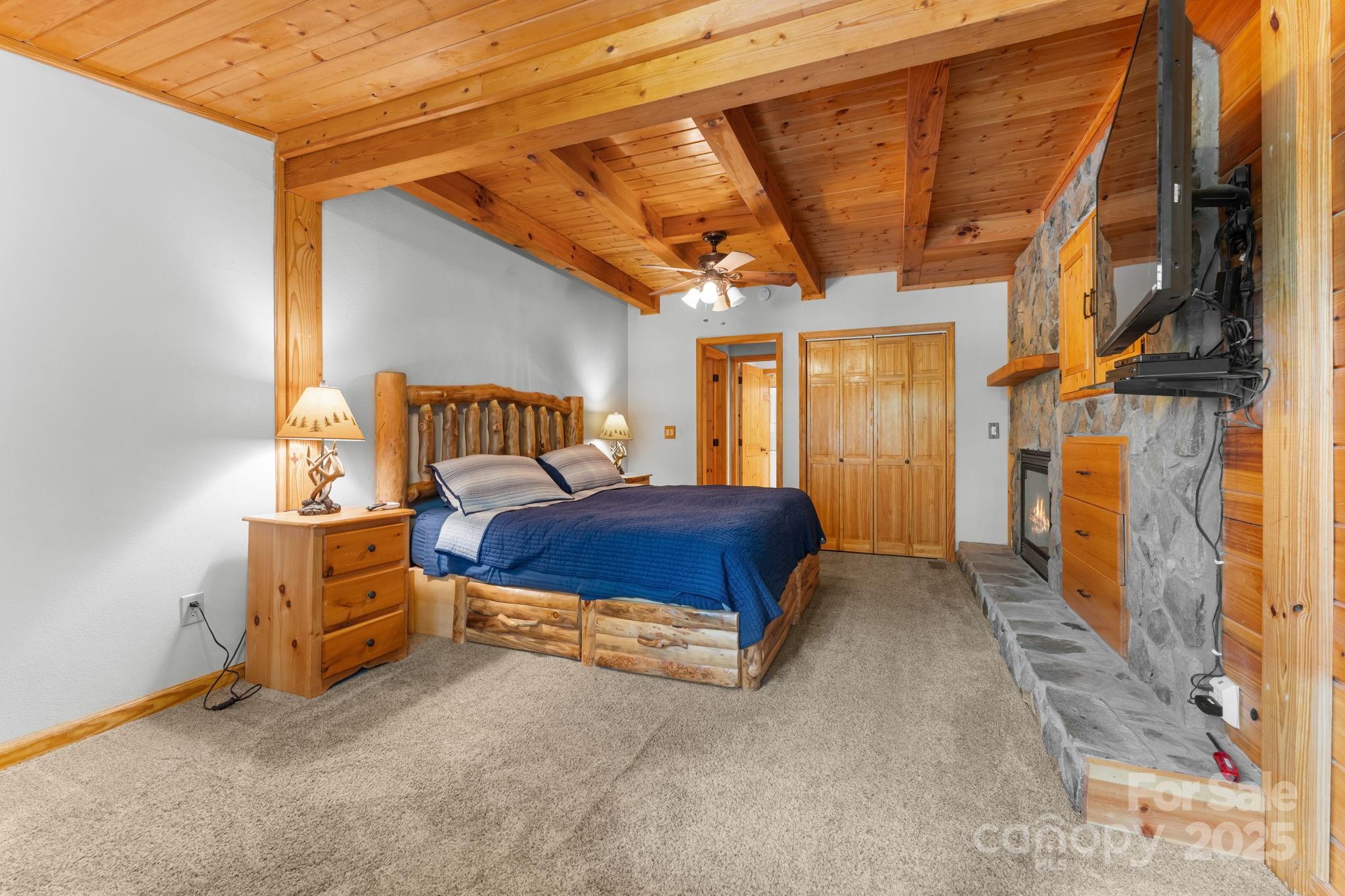 80 Slow Lane Property Photo 20