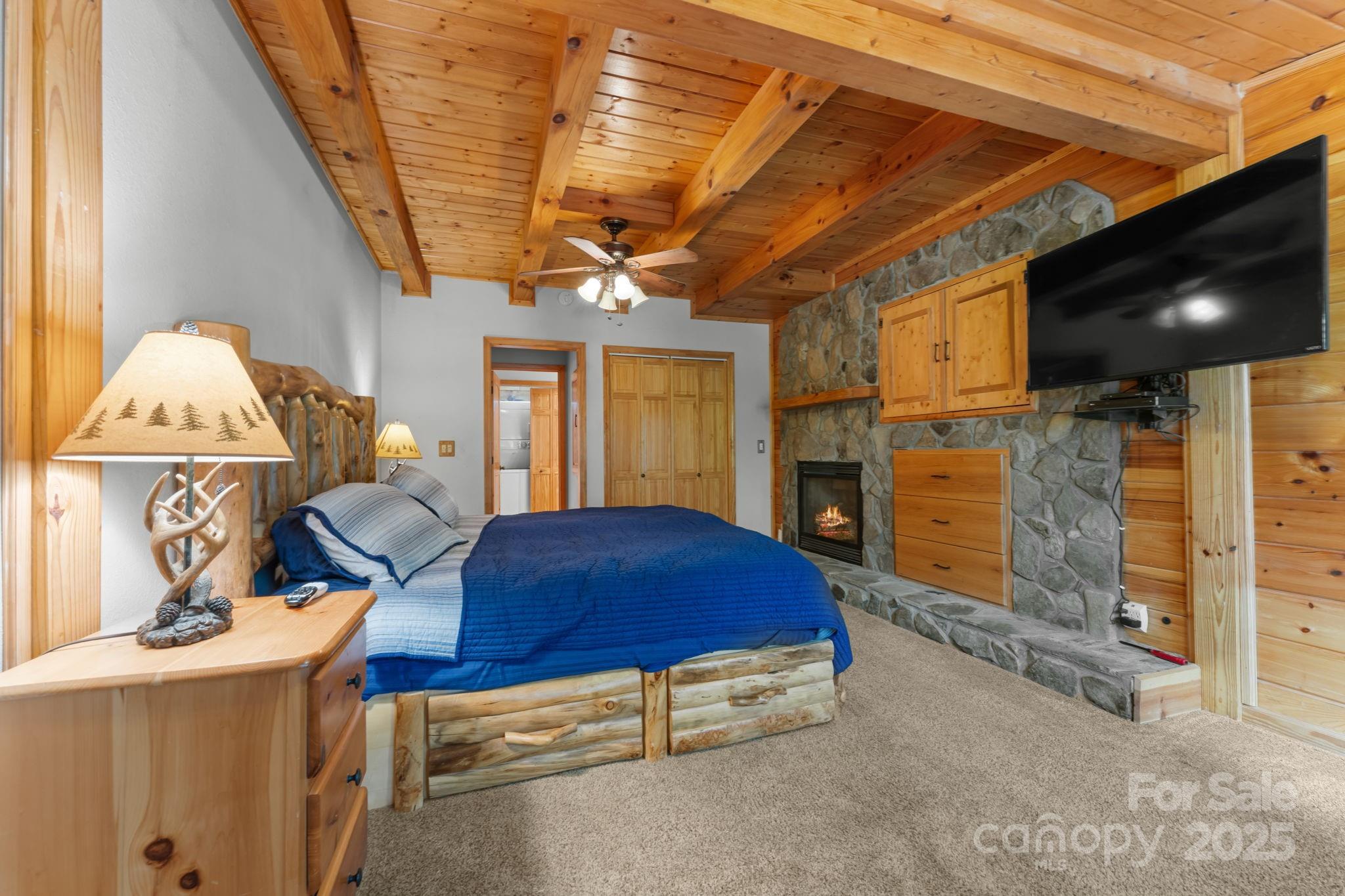 80 Slow Lane Property Photo 21