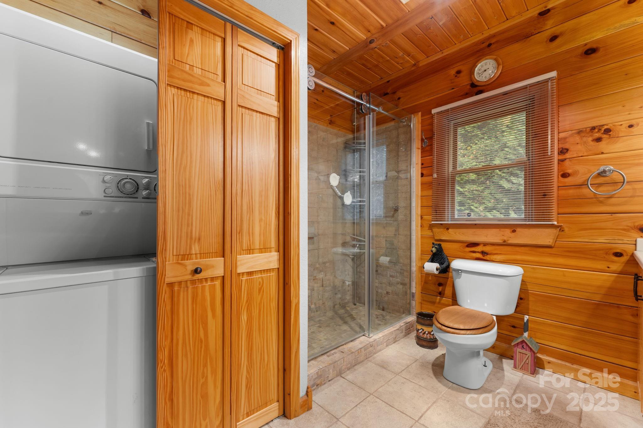80 Slow Lane Property Photo 23
