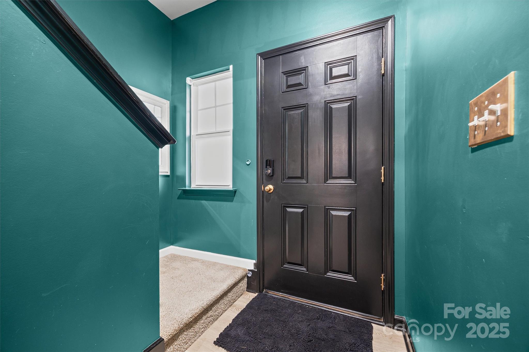 8105 Alderton Lane Property Photo 4