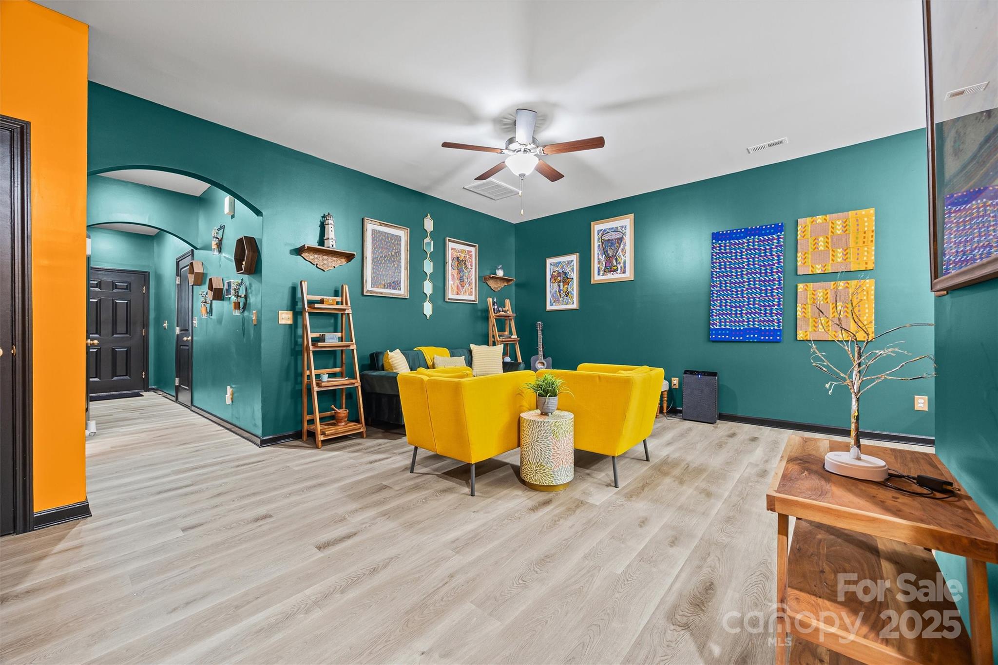 8105 Alderton Lane Property Photo 7