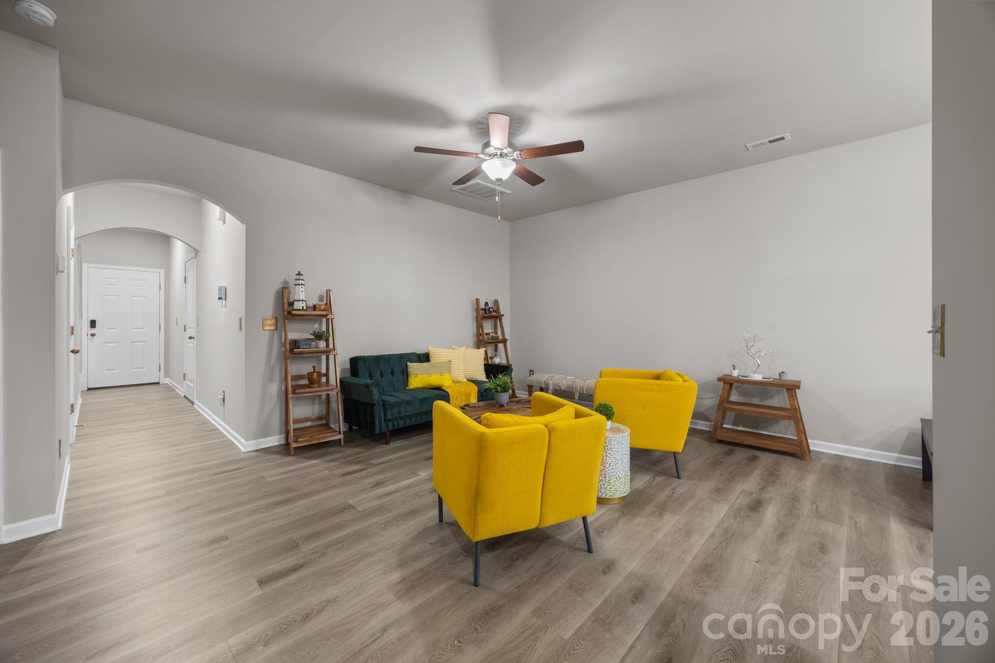8105 Alderton Lane Property Photo 8