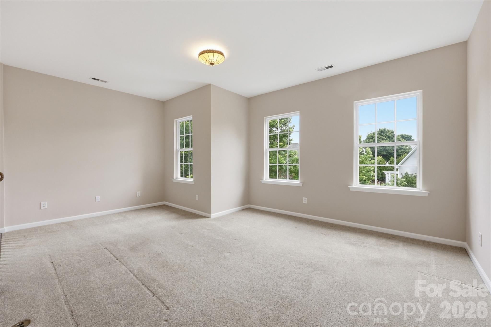 878 Treasure Court Property Photo 19