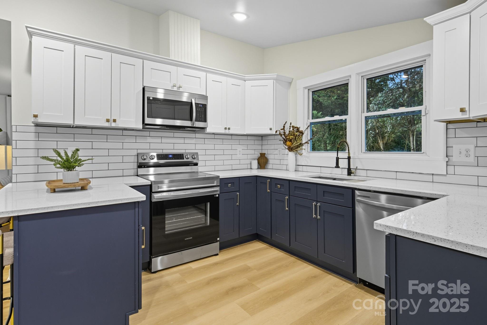 1759 Smith Avenue Property Photo 9