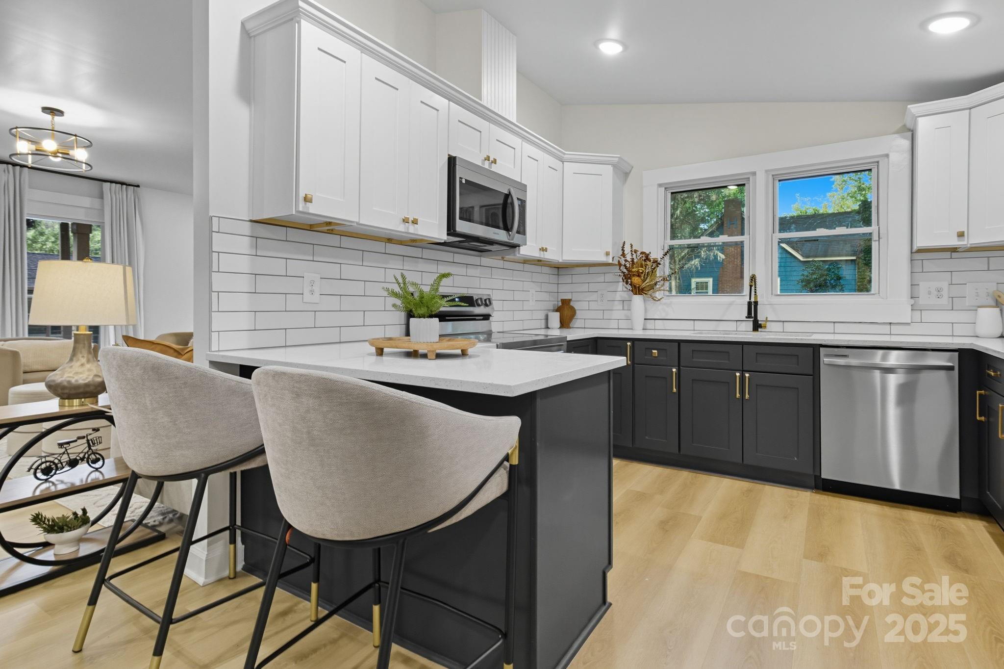 1759 Smith Avenue Property Photo 10