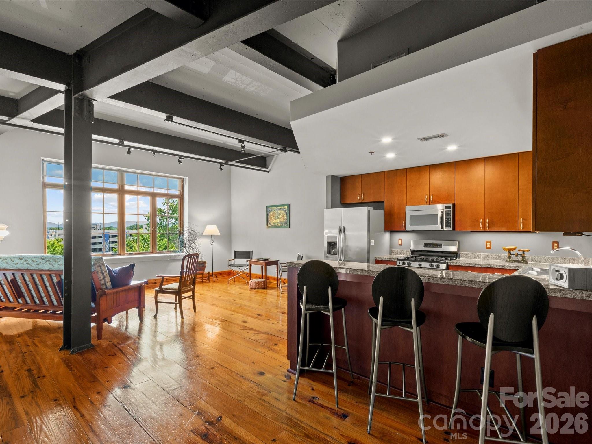 100 Coxe Avenue 306 Property Photo 1