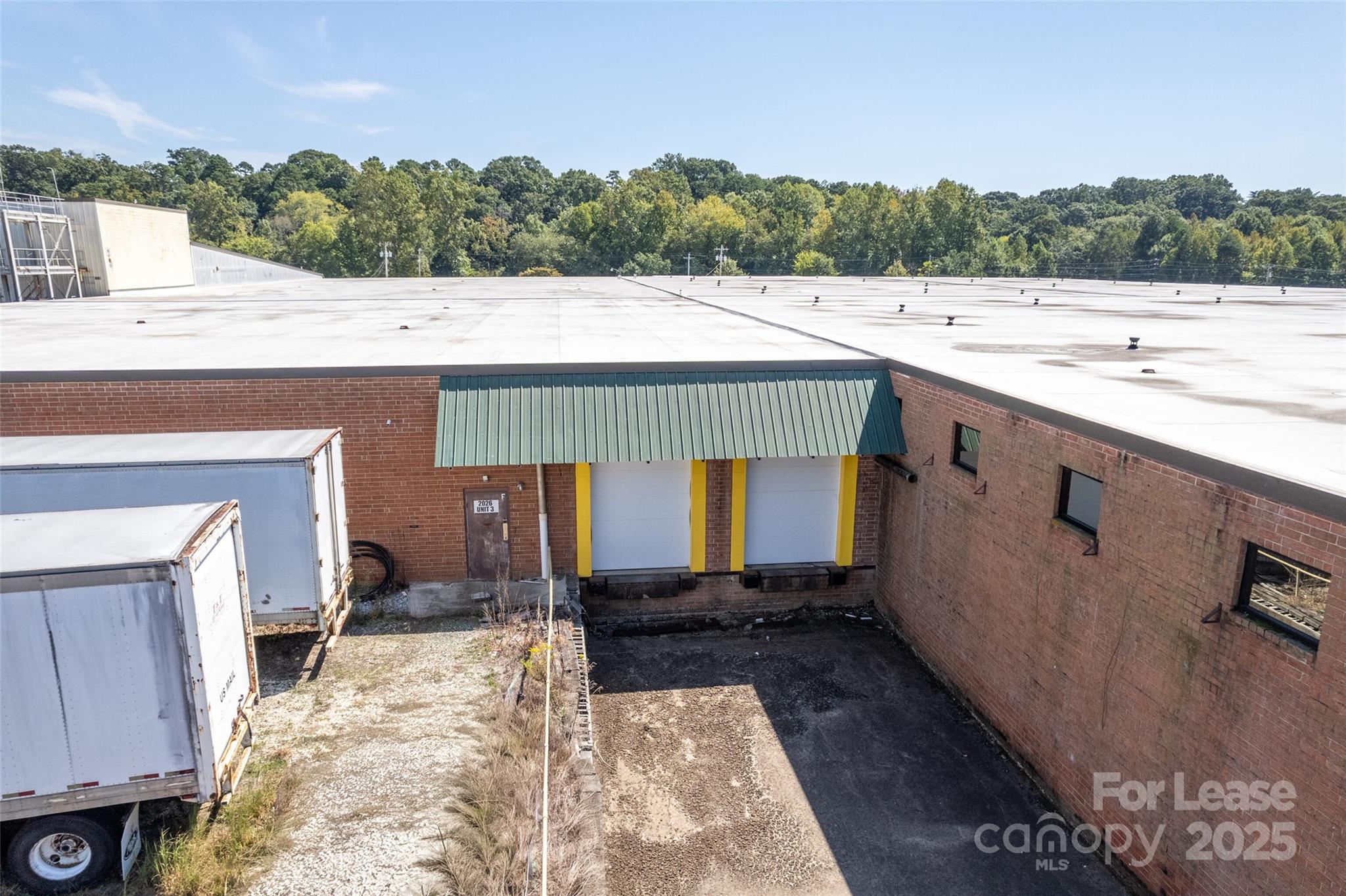 2026 Kingsley Drive 3 Property Photo 3