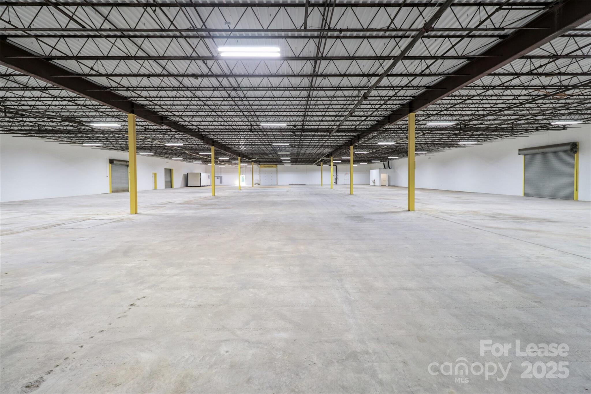 2026 Kingsley Drive 3 Property Photo 6