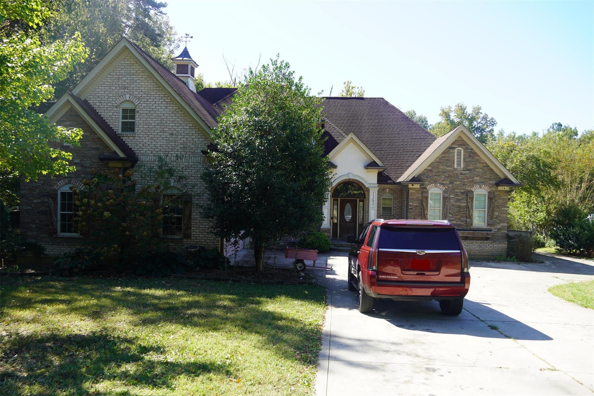 13631 William Stowe Drive Property Photo 1