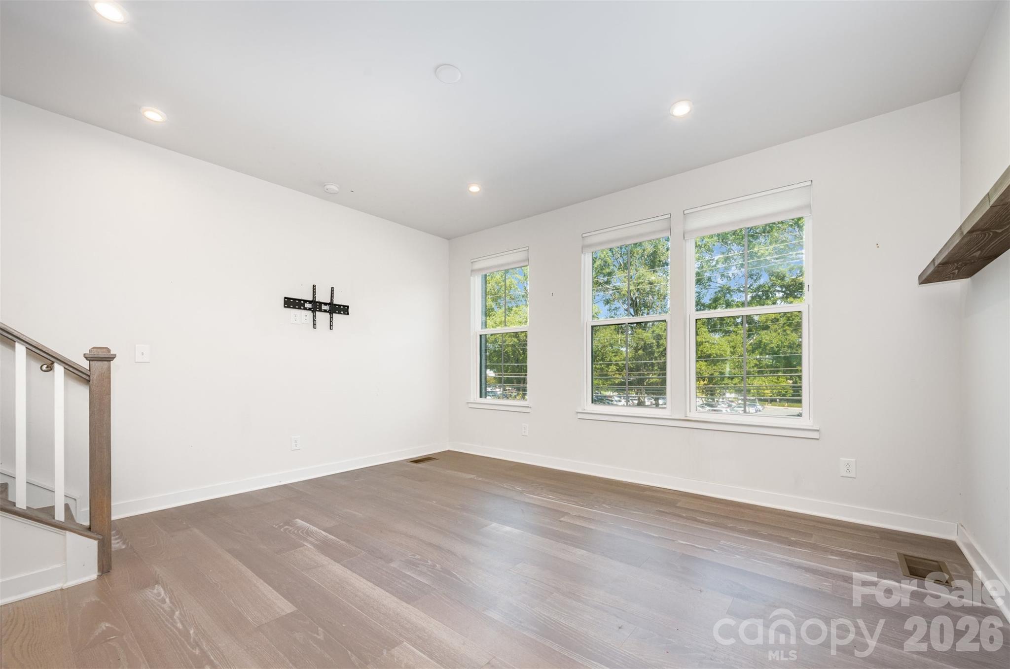 540 Billingsley Road Property Photo 6